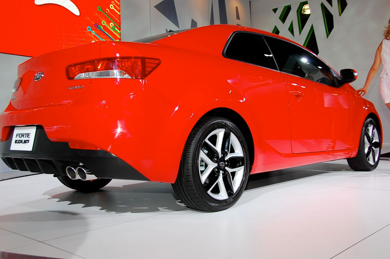 Illustration for article titled 2010 Kia Forte Koup: You Stay Klassy, Kia